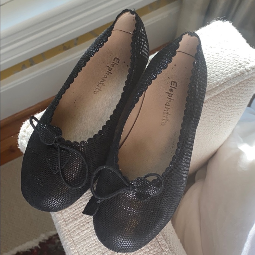 Black slipon shoes